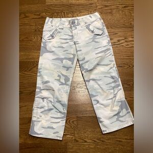 Unionbay Y2K camo cropped pants. Size 9